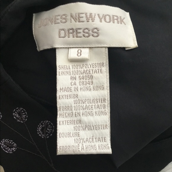 Dress - Picture 3 of 3